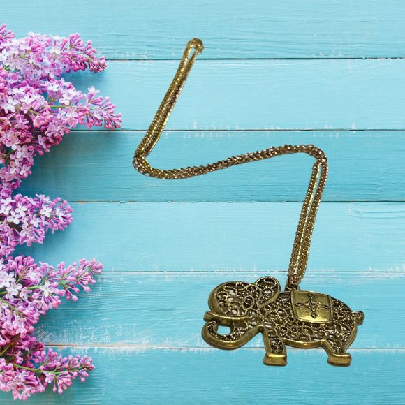 🐘 Long gold color necklace with elephant pendant - Picture 3 of 3